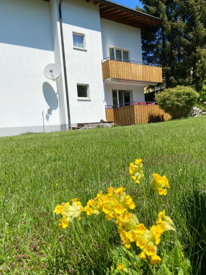 Casa Zundregn - Ein Bijou Mit Privater Terrasse Und E-Mobility Apartment Savognin Luaran gambar